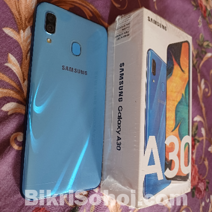 Samsung Galaxy A30